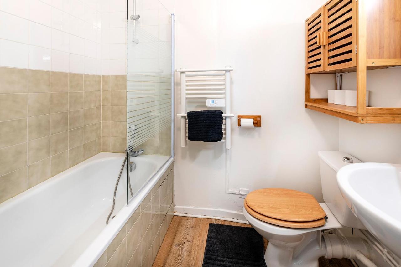 Les Logis De Marcoussis Apartment Bagian luar foto