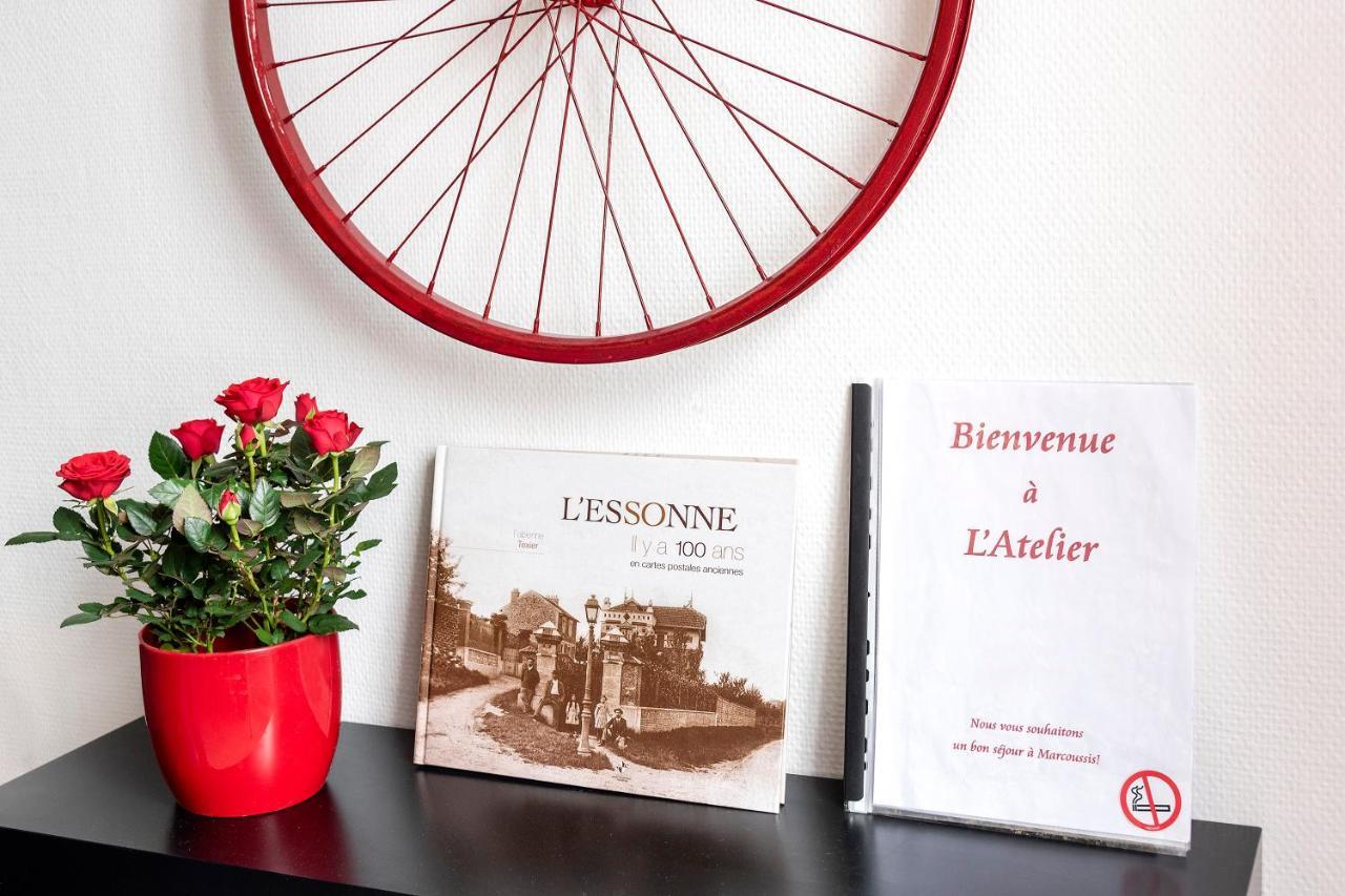 Les Logis De Marcoussis Apartment Bagian luar foto