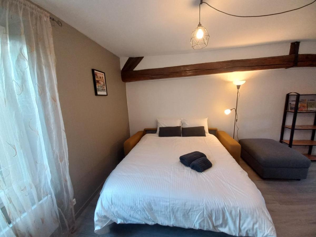 Les Logis De Marcoussis Apartment Bagian luar foto