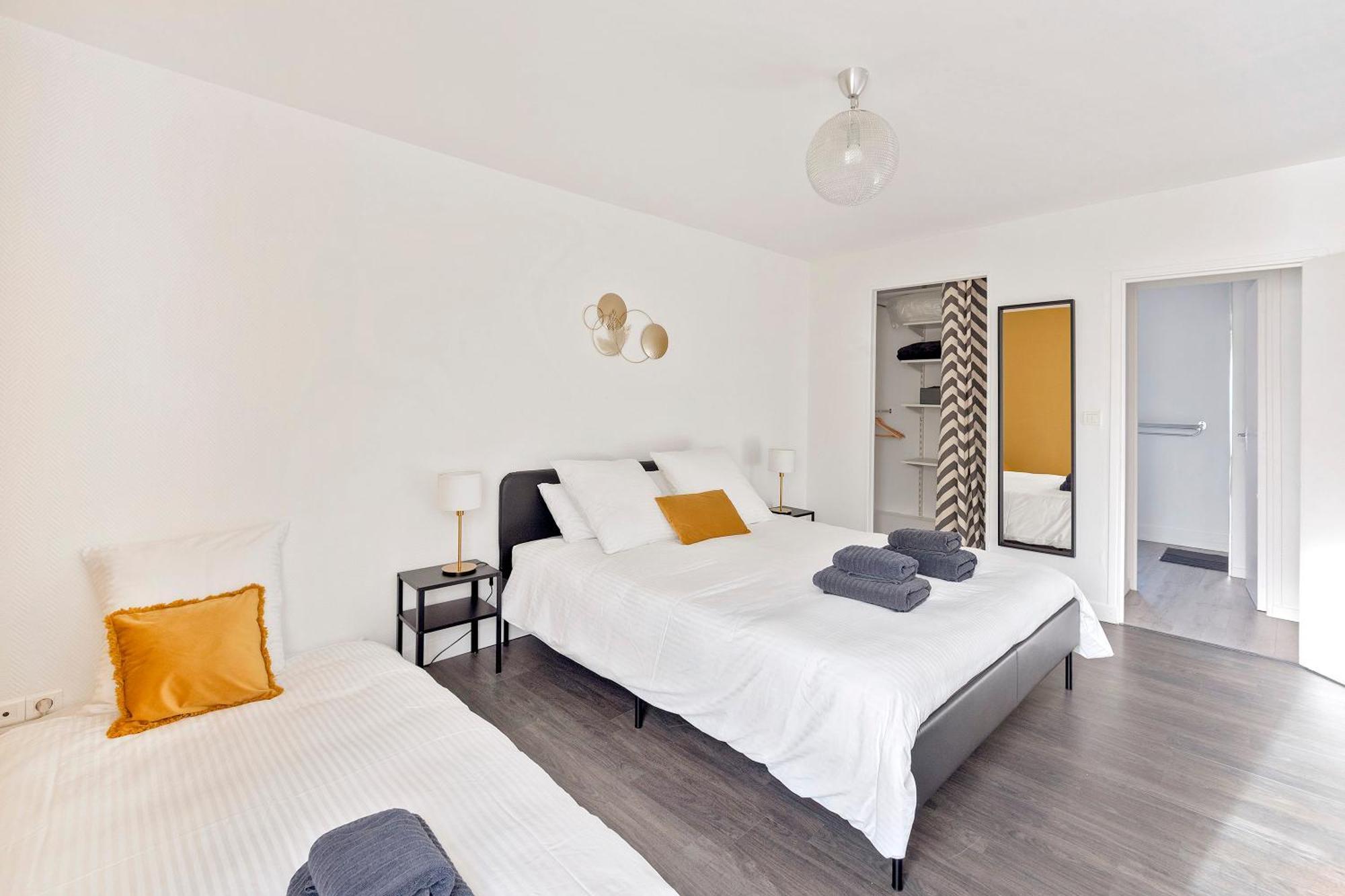 Les Logis De Marcoussis Apartment Bagian luar foto